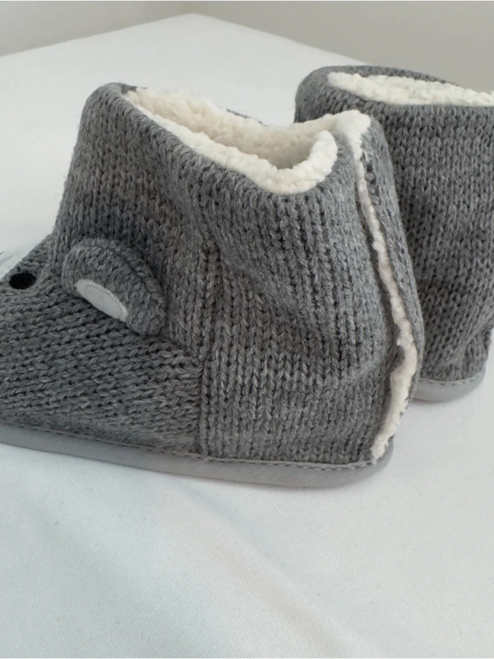 New Childs Bear Slippers Gray Sz 7